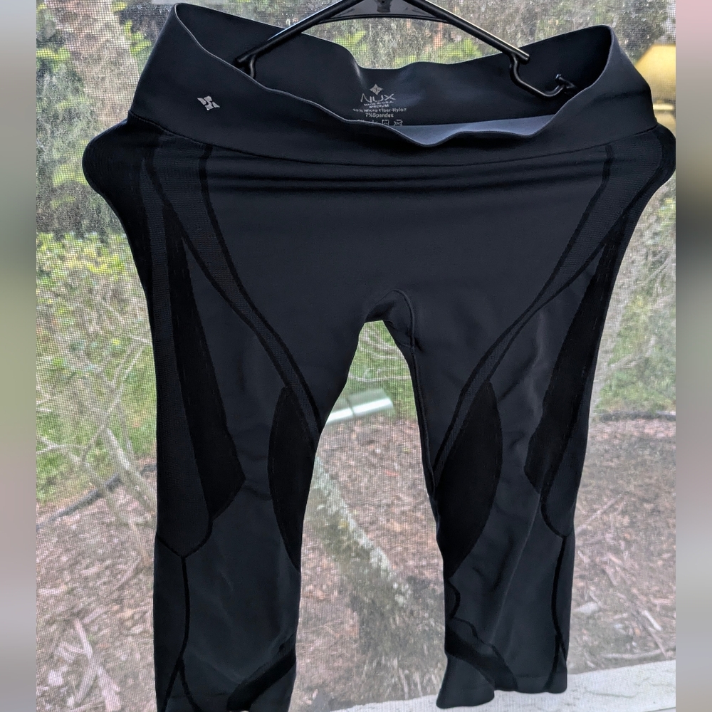 NUX Breathe Mesh Legging Crop Grey Seamless Compression yoga Gym Size M